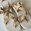 Mustard Chaco Sandals with Roses and Pearls  Ein Projekt aus dem Bereich Stickerei, Weben, H und werk von Erin McDonald - 04.06.2024