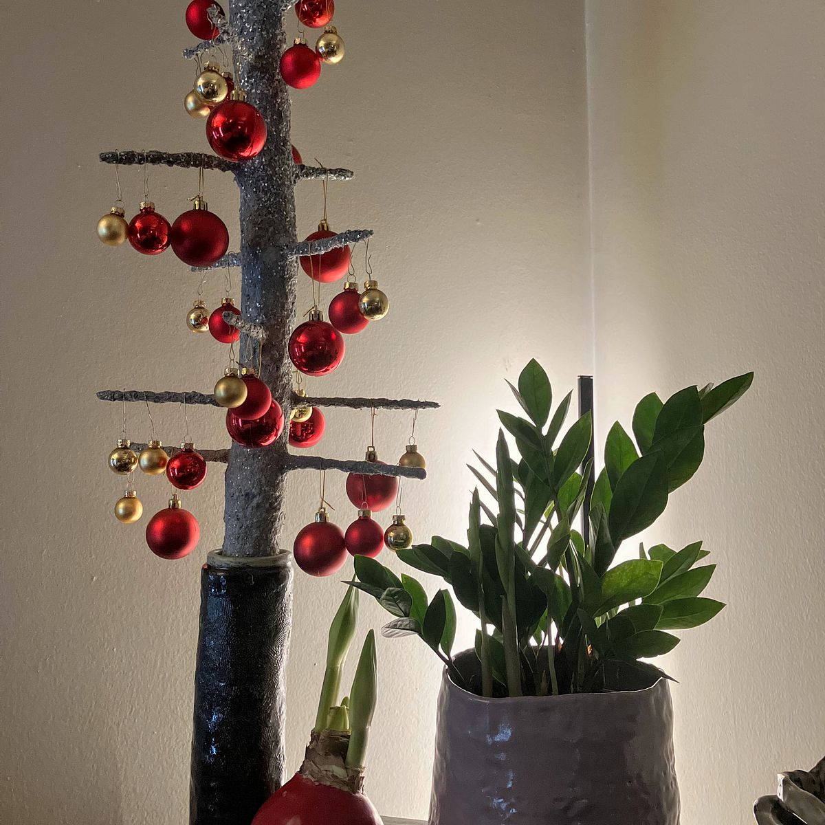 Paper pulp objects | Domestika
