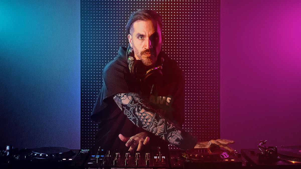 Mixagem de música eletrônica: de iniciante a DJ