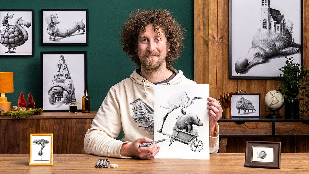 Ilustrasi Fineliner Surealistik