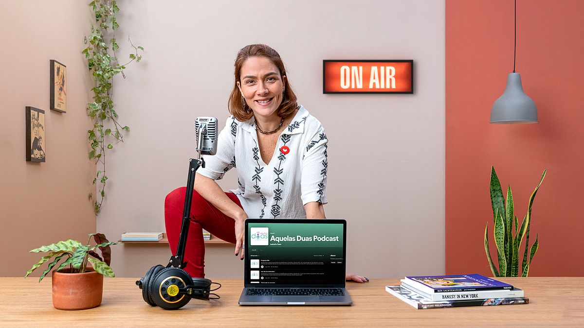Técnicas de locução e conteúdo para podcast