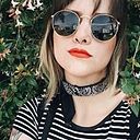 Nat Nieves Iszakovits