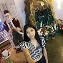 Madeleine Peña Flores