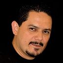 Rolando Lara Ortodoncista e Implantólogo