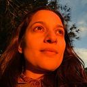 Lu Magenta de Amarillo