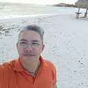 Walter Zeledon Perez