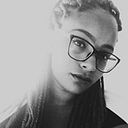 Taís Barboza