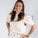 Anna Kamburis