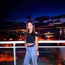 Rosa Lerzundi Arévalo