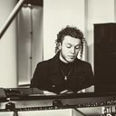 oscar_alejandro_piano
