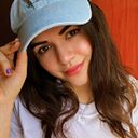 Lezlie Paz