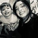 Hilda Flores