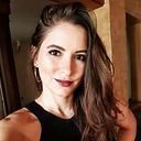 Flávia Condé