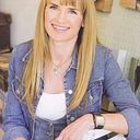 Yvette Oosthuizen