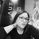 Nadezka Flores González
