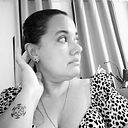 Karina Esteves dos Santos