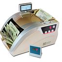 máy đếm tiền hoàng quân