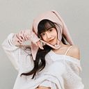 Elle Luan (veganbunnyelle)