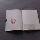 Mom, do I self-medicate?. Un proyecto de Diseño de Alberto Marchioretto - 27.06.2013