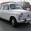 Fiat 600 Ein Projekt aus dem Bereich Design von Kraftfahrzeugen, Design von Figuren und Traditionelle Illustration von Víctor Ariza - 03.07.2014