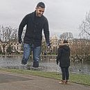Gigante en Regent's Park. Un proyecto de Fotografía y Post-producción fotográfica		 de Diseños Sampaio - 26.01.2015