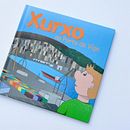 Xurxo no porto de Vigo. Een project van Redactioneel ontwerp y Grafisch ontwerp van Xabi Juiz - 31.01.2015