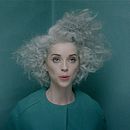 ST VINCENT - Digital Witness. Un proyecto de Música, Post-producción fotográfica		 y Vídeo de USER T38 - 07.06.2015