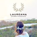 Laureana Tocados. Br, ing, Identit, Art Direction, Design, Accessor, Design, Graphic Design, Web Design, Photograph, Multimedia, Packaging, T, pograph, and UX / UI project by Reyes Martínez - 03.01.2016