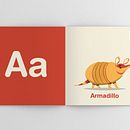 Alfabeto Animal. Editorial Design, Graphic Design, and Traditional illustration project by Maria Suarez-Inclan - 07.09.2016