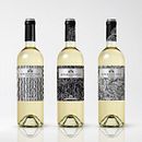 Señorio de Nava - Packaging vino Blanco. Un proyecto de Br, ing e Identidad, Diseño y Packaging de estudiodavinci - 19.09.2016