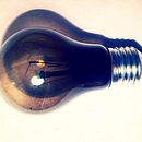 Burned Light bulb . Un projet de Photographie de Laura Viscarra - 12.10.2016