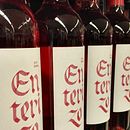 Enterizo (Gama Joven). Un proyecto de Br, ing e Identidad, Diseño y Packaging de VIBRA - 09.01.2017