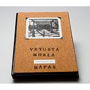 Mapas - Vetusta Morla. Un proyecto de Dirección de arte, Diseño editorial, Diseño gráfico, Fotografía, Música y Papercraft de Marta Barroso Lorenzo - 26.09.2015