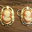 Diseño de pendientes en oro amarillo con camafeos  Grabado a buril.. Un proyecto de Artesanía, Diseño de jo y as de Rebeca Garcia Gutierrez - 03.05.2017