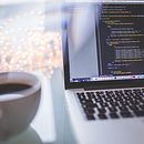 En esta web tengo mi portfolio y mi experiencia detallados. Un proyecto de Desarrollo Web de Alexia Torres Celorio - 14.06.2017