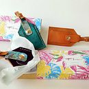 Leather Luggage Tag Packaging. Arts, Crafts, and Packaging project by Miren Camara Egaña - 06.20.2017