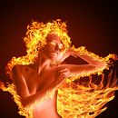 La Mujer Antorcha. Design projeto de Miguel José Tejero Bohórquez - 21.11.2017