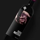 Mi Proyecto del curso: Diseño y Producción de una etiqueta de vino. Un projet de Design graphique , et Packaging de Miguel Pastor - 09.02.2018