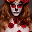 Happy Halloween!. Un proyecto de Concept Art, Fotografía, Ilustración tradicional, Ilustración digital y Post-producción fotográfica		 de Andrea Bel - 01.11.2018