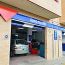 Fotografía de interiores (Autotaller Punt Nou) . % Víctor tarafından hazırlanan Fotoğrafçılık projesi - 03.15.2014