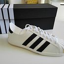 Replica papel Adidas Superstar. Un projet de Papercraft de Vanesa Juanes - 15.05.2018