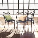 Thonet Chair N14 Vienna. Een project van 3D, Interactief ontwerp,  Ontwerp, Interieurontwerp, Studiofotografie, Productfotografie,  3D-modellering y Fotografische postproductie van Esther Rodriguez Galnares - 27.09.2018