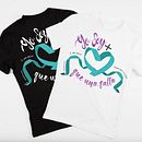 Diseño de camiseta/ TShirt Design. Projekt z dziedziny  Kaligrafia, Kreat, wność,  R, sunek art, st, czn, Design i Projektowanie produktowe użytkownika Natalia Lupandina - 12.11.2018