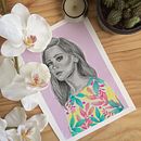 Mi Proyecto del curso: Retrato con lápiz, técnicas de color y Photoshop. Traditional illustration, Fine Arts, Drawing, Pencil Drawing, Artistic Drawing, Portrait Drawing, Realistic Drawing, Design, Painting, and Watercolor Painting project by Sandra Casado Díaz - 12.02.2018
