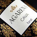 Agarena Cavas. Un projet de Conception de produits , et Design graphique de Mompó estudio - 07.01.2019