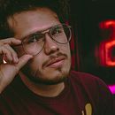 Luz de Neon - Autorretrato. Un proyecto de Fotografía de Carlos Omar Ortega Ramírez - 19.02.2019