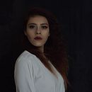 Mi Proyecto del curso: Autorretrato fotográfico conceptual "Brave". Un projet de Photographie artistique de Luz Aguilar - 03.04.2019