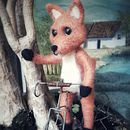 Mi Proyecto del curso: Needle felting: "Un paseo por el campo en bici". Un proyecto de Artesanía, Creatividad y Diseño de juguetes de Isabel Uribe Moya - 29.05.2019