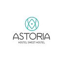 BRANDING: Astoria Hostel. Br, ing e Identidade, e Design projeto de Laura Sanmartín - 01.06.2019