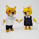Personajes de needlefelting del proyecto "Pasito a pasito" para SM . Artesanato, Design de personagens, e Design de vestuário projeto de Aranza Serafin - 01.08.2019